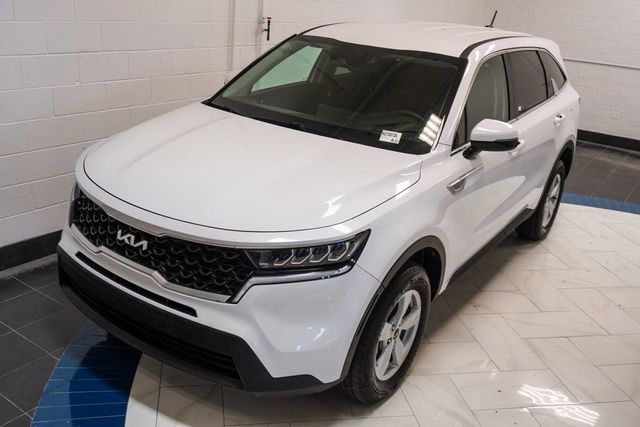 2022 Kia Sorento LX AWD - 22981482 - 40