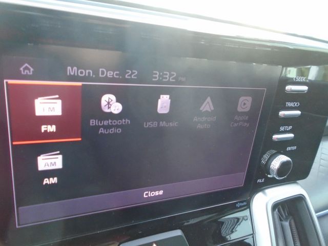 2022 Kia Sorento LX FWD - 22963397 - 19