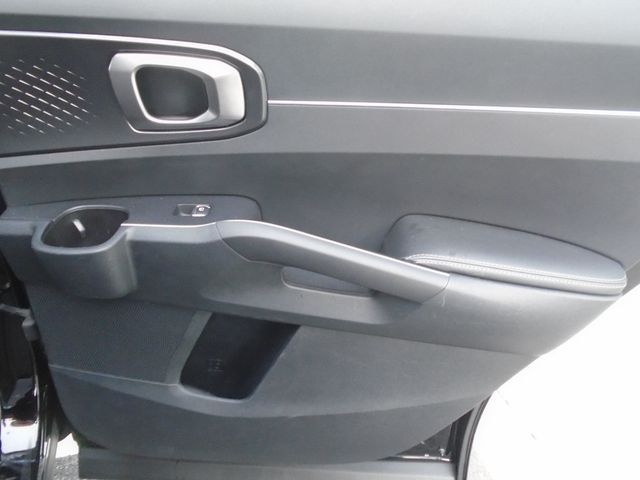 2022 Kia Sorento LX FWD - 22963397 - 27