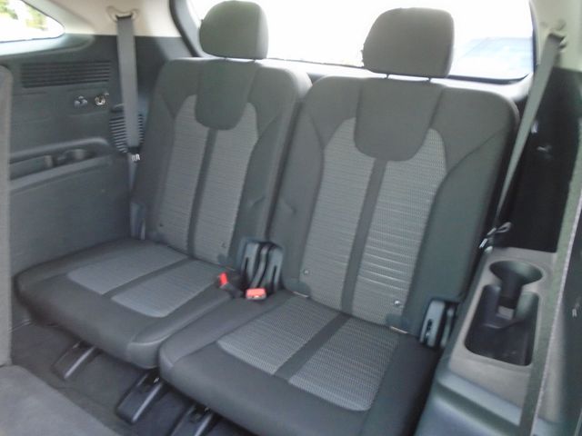 2022 Kia Sorento LX FWD - 22963397 - 32