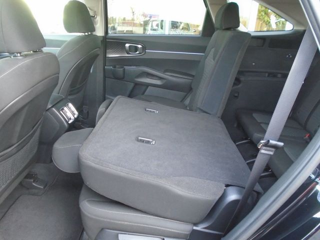 2022 Kia Sorento LX FWD - 22963397 - 33
