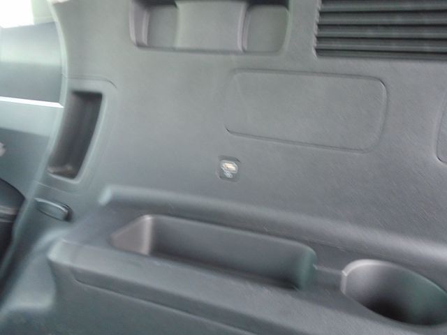 2022 Kia Sorento LX FWD - 22963397 - 37