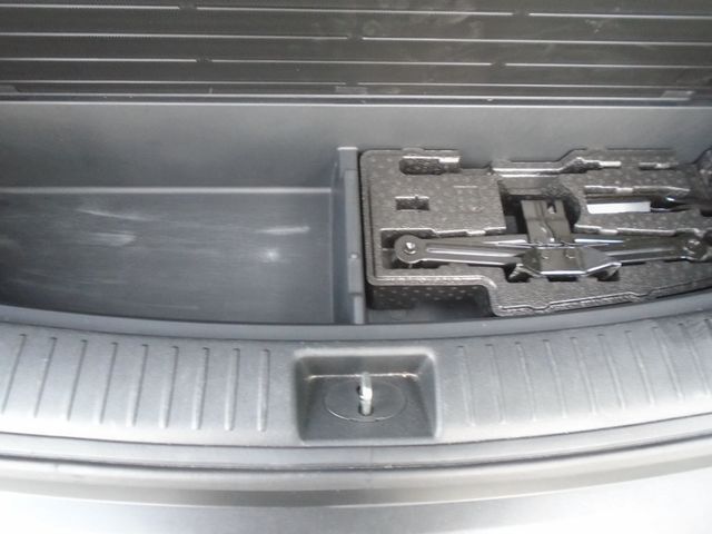 2022 Kia Sorento LX FWD - 22963397 - 40