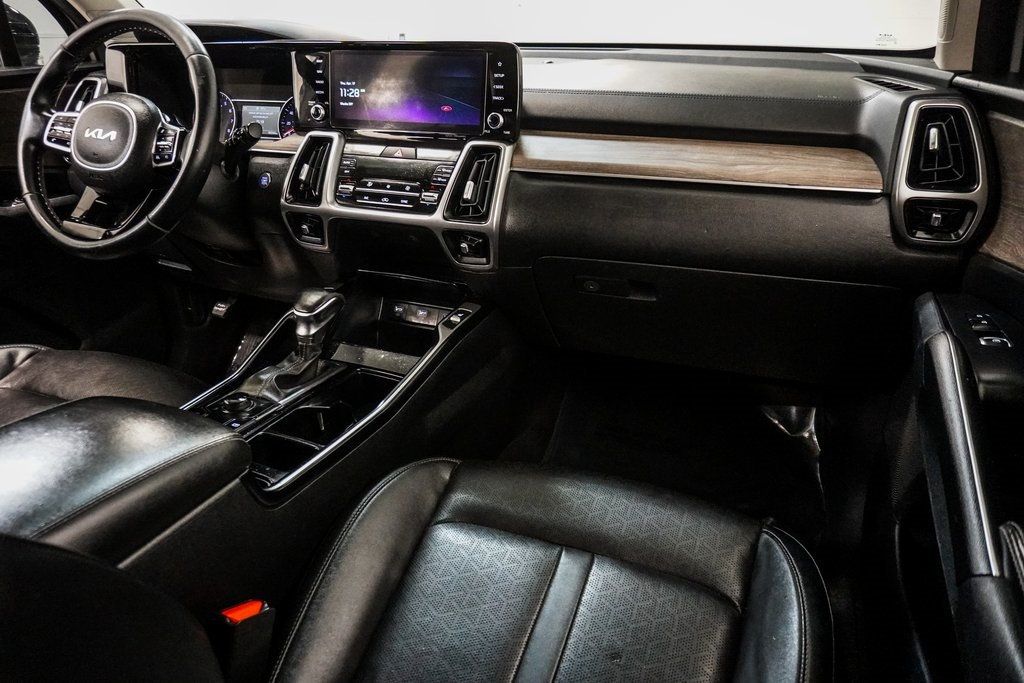 2022 Kia Sorento X-Line S photo 22