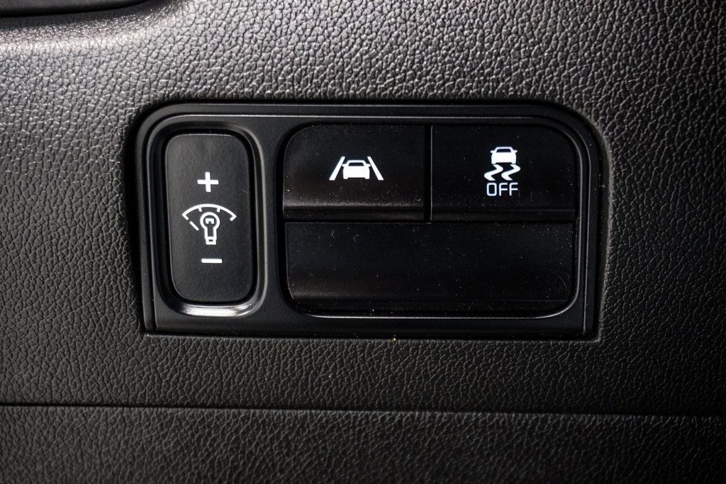 2022 Kia Sorento X-Line S photo 31