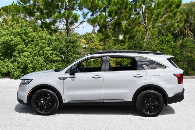 2022 Kia Sorento X-Line S AWD SUV W/Panoramic Roof Package - 23061681 - 25