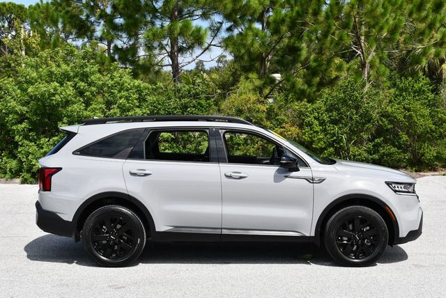 2022 Kia Sorento X-Line S AWD SUV W/Panoramic Roof Package - 23061681 - 33