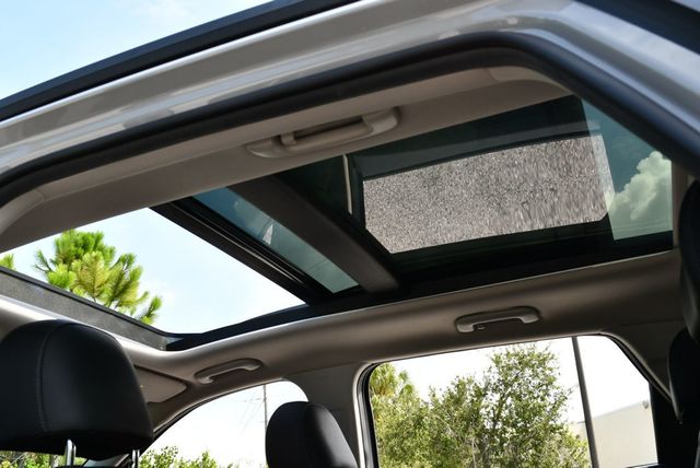 2022 Kia Sorento X-Line S AWD SUV W/Panoramic Roof Package - 23061681 - 63