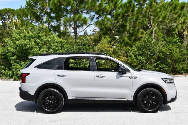 2022 Kia Sorento X-Line S AWD SUV W/Panoramic Roof Package - 23061681 - 6