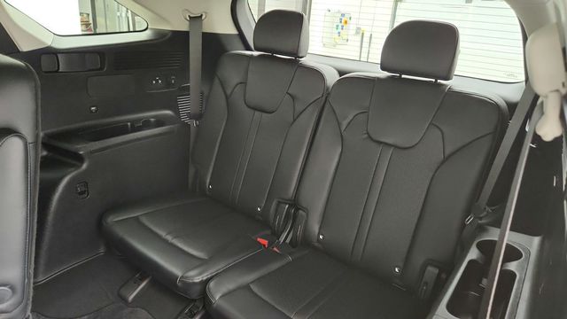 2022 Kia Sorento Hybrid EX with Panoramic Power Sunroof & Side Step Bars - 22946155 - 23