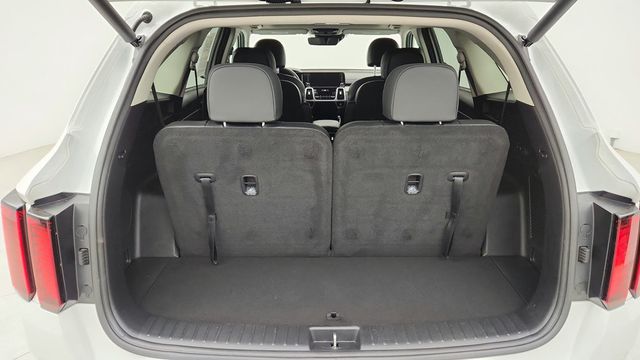 2022 Kia Sorento Hybrid EX with Panoramic Power Sunroof & Side Step Bars - 22946155 - 24