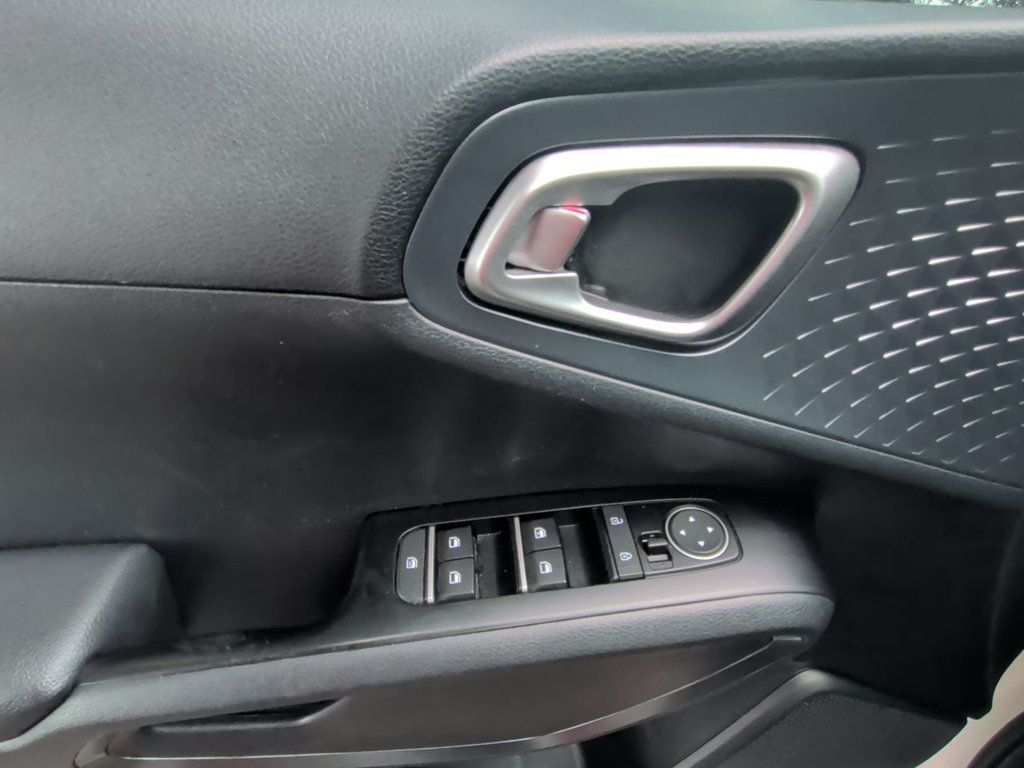 Kia Soul GT-Line IVT photo 12
