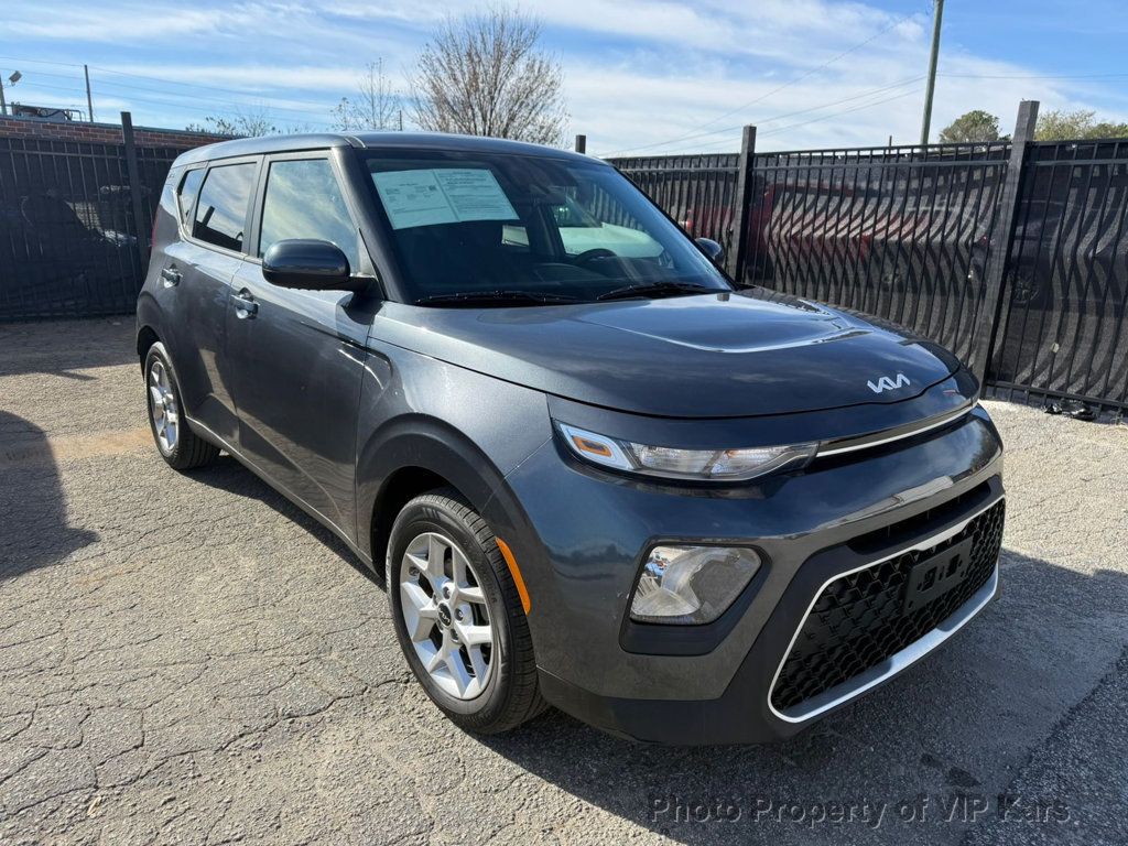 2022 Kia Soul LX IVT - 22952601 - 1