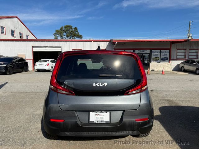 2022 Kia Soul LX IVT - 22952601 - 4