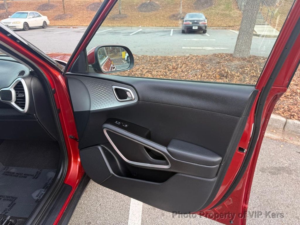 2022 Kia Soul LX IVT - 22960720 - 11