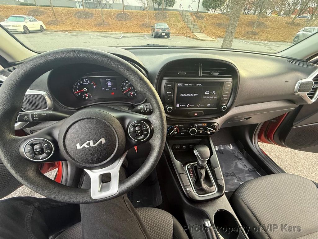 2022 Kia Soul LX IVT - 22960720 - 15