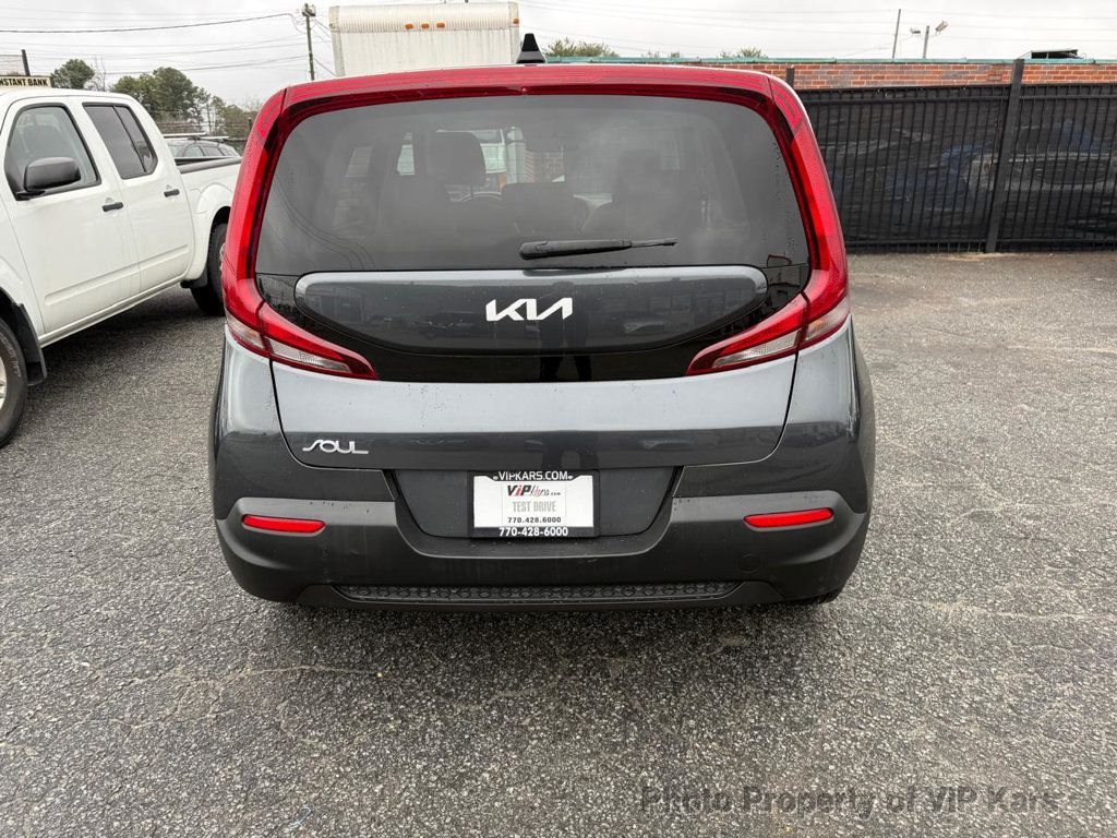 2022 Kia Soul LX IVT - 22980784 - 5