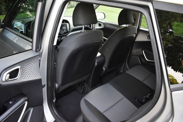 2022 Kia Soul LX IVT - 23050352 - 33