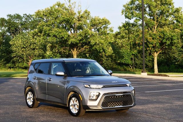 2022 Kia Soul LX IVT - 23050352 - 42