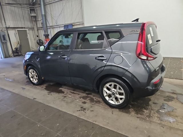 2022 Kia Soul LX IVT - 22969193 - 3