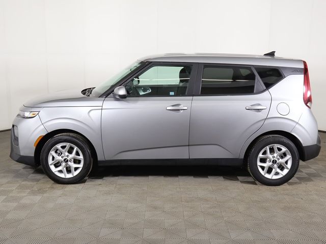 2022 Kia Soul LX IVT - 22985617 - 14