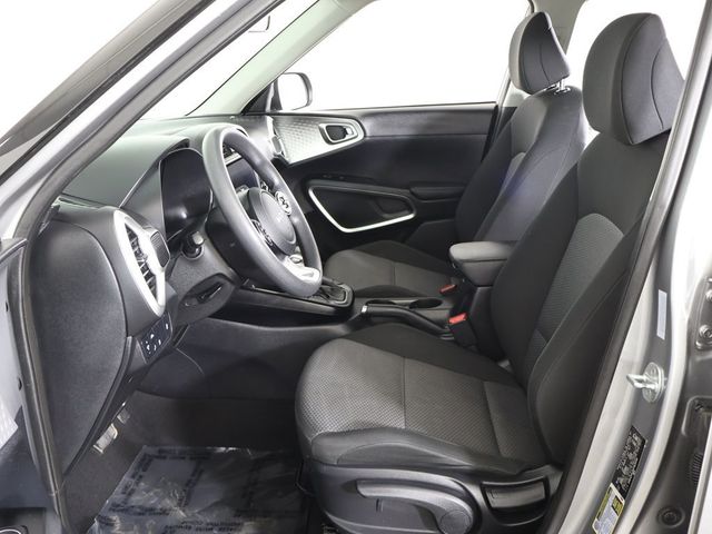 2022 Kia Soul LX IVT - 22985617 - 25
