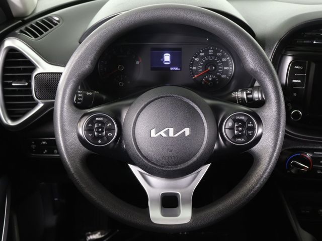2022 Kia Soul LX IVT - 22985617 - 34