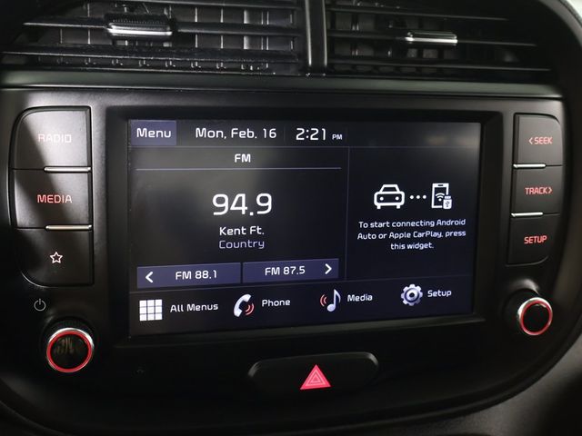 2022 Kia Soul LX IVT - 22985617 - 38