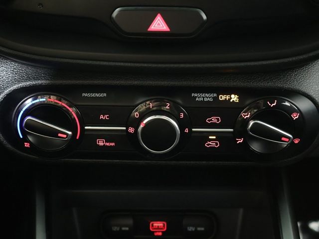 2022 Kia Soul LX IVT - 22985617 - 42