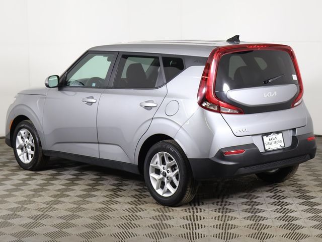 2022 Kia Soul LX IVT - 22985617 - 6
