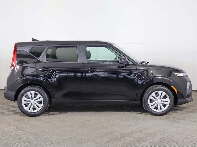 2022 Kia Soul LX IVT - 23031550 - 14