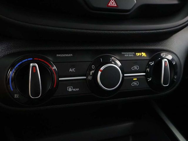 2022 Kia Soul LX IVT - 23031550 - 37