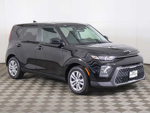 2022 Kia Soul LX IVT - 23031550 - 40