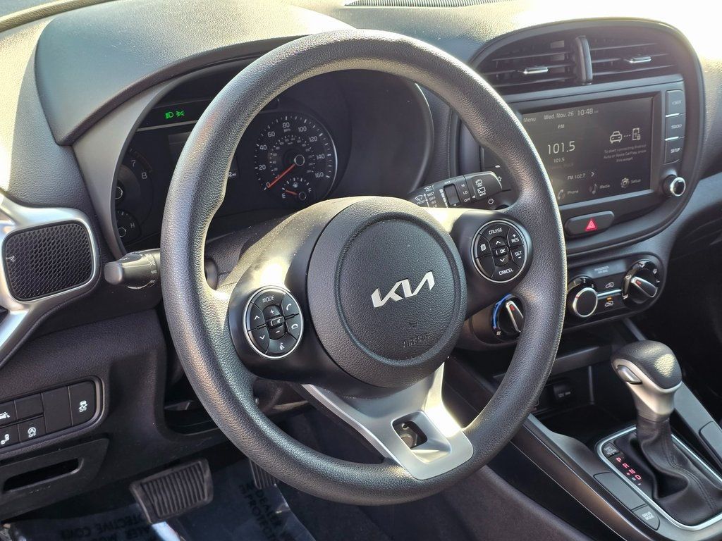 2022 Kia Soul LX IVT - 22939687 - 9