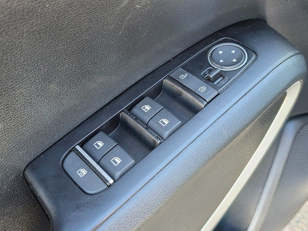 2022 Kia Soul LX IVT - 22939687 - 21