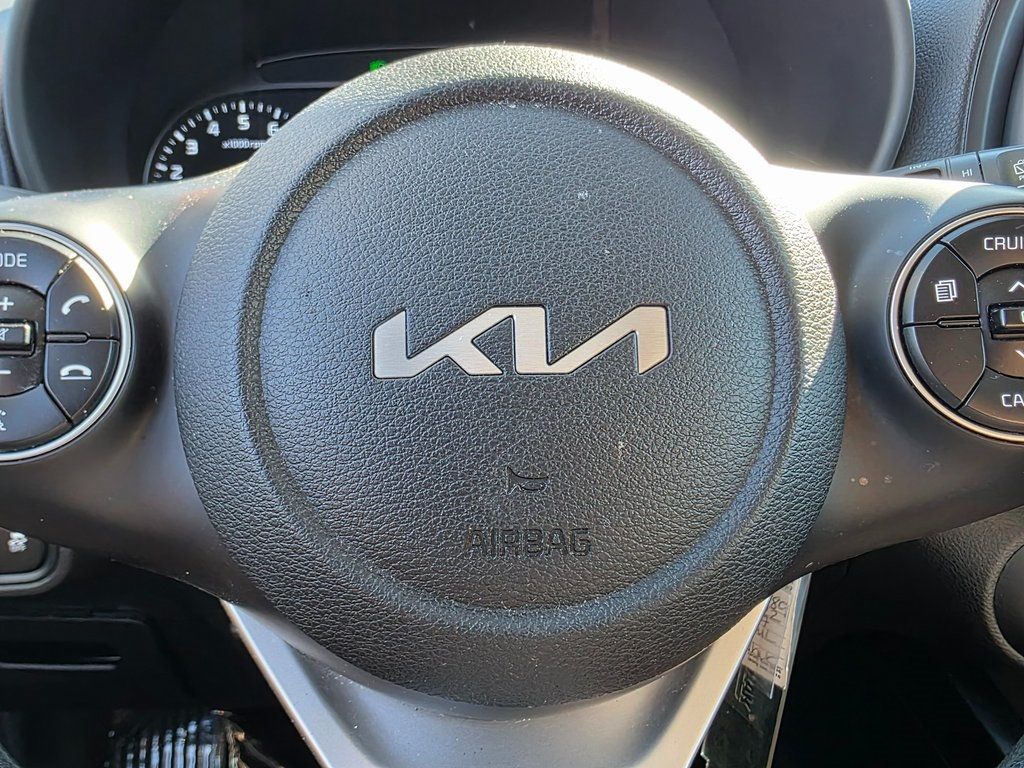 2022 Kia Soul LX IVT - 22939687 - 24