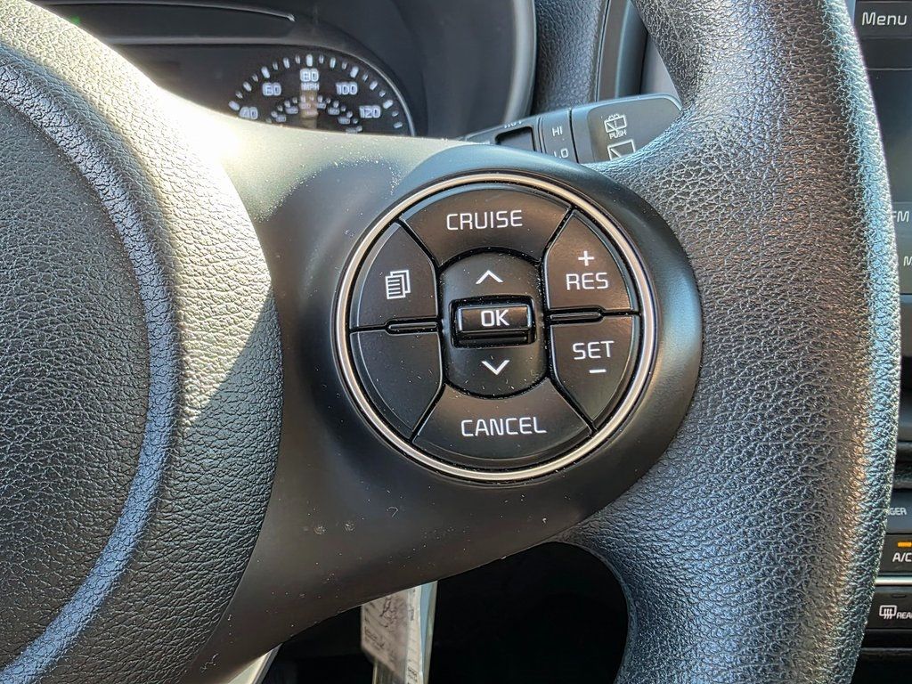 2022 Kia Soul LX IVT - 22939687 - 25