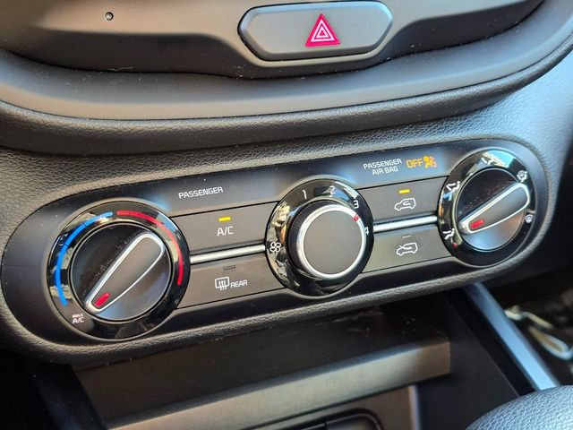 2022 Kia Soul LX IVT - 22939687 - 28