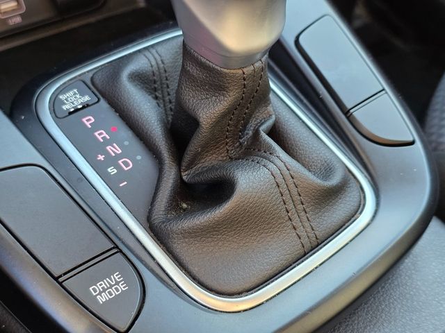 2022 Kia Soul LX IVT - 22939687 - 31