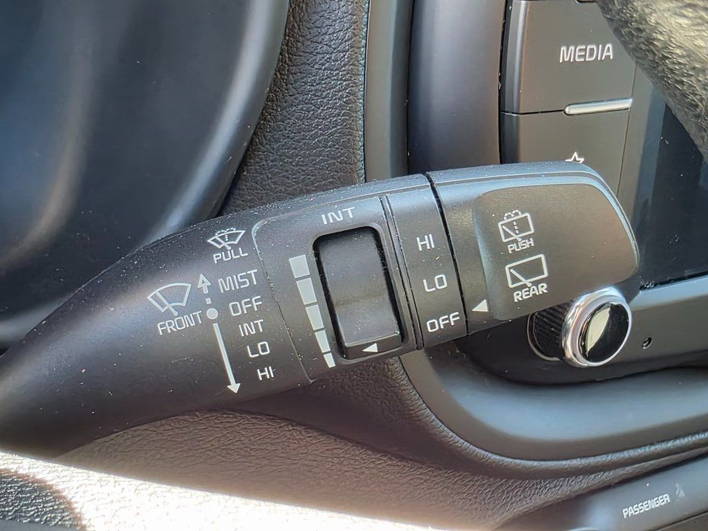 2022 Kia Soul LX IVT - 22939687 - 36