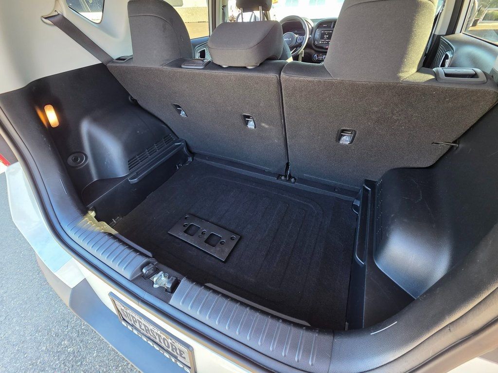 2022 Kia Soul LX IVT - 22939687 - 6