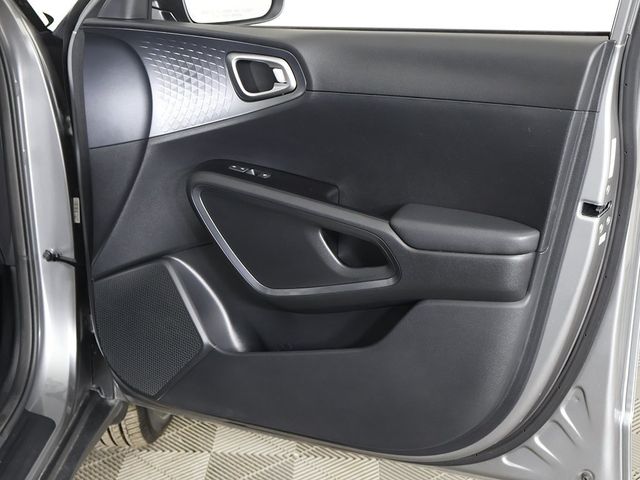 2022 Kia Soul S IVT - 22967218 - 19