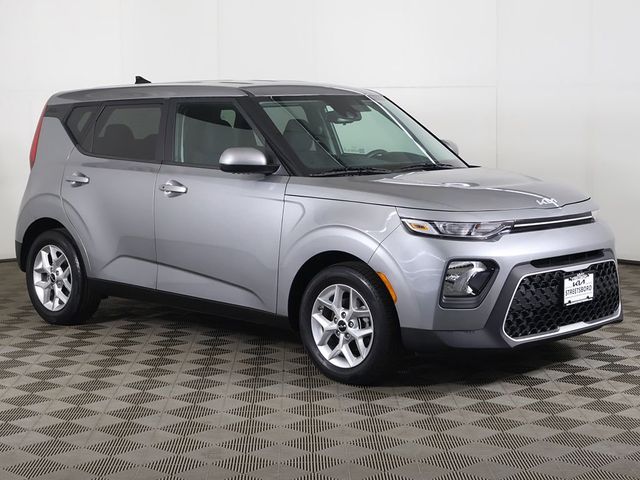 2022 Kia Soul S IVT - 23042644 - 48
