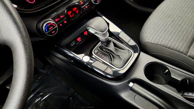 2022 Kia Soul S IVT - 23095235 - 14