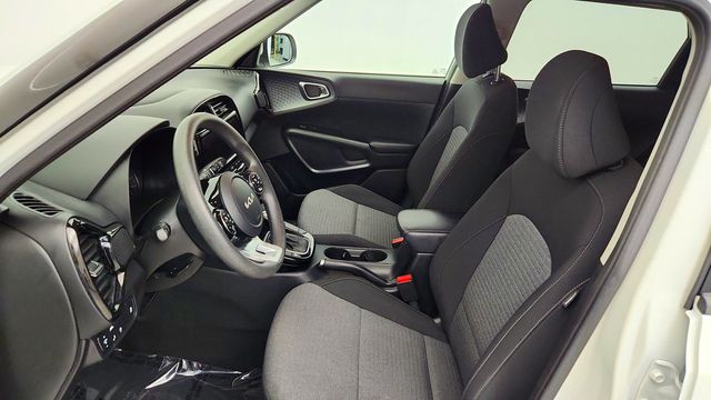 2022 Kia Soul S IVT - 23095235 - 17