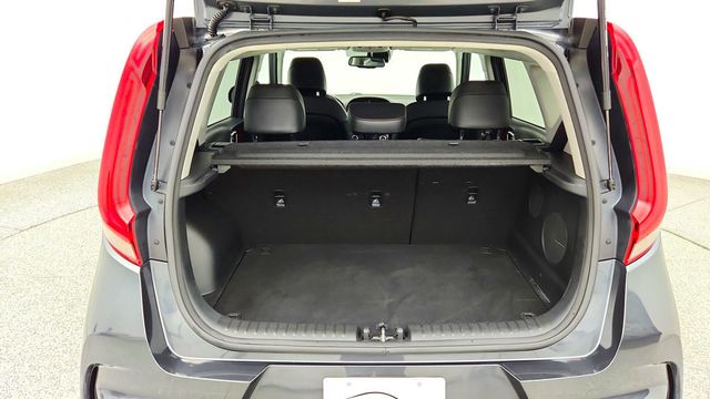 2022 Kia Soul Turbo DCT - 23089991 - 21
