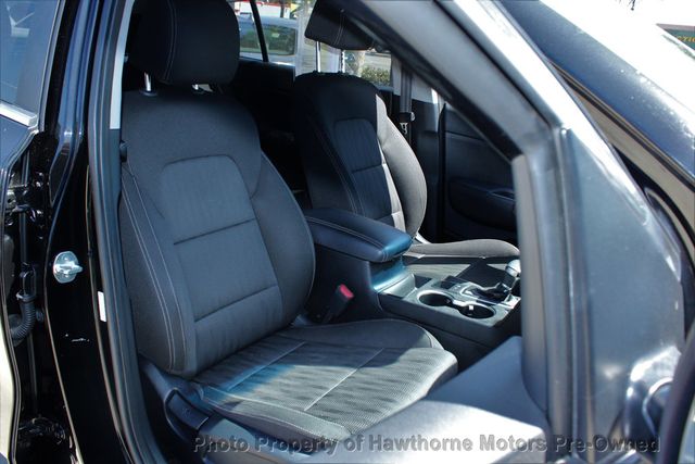 2022 Kia Sportage LX FWD - 23066483 - 10