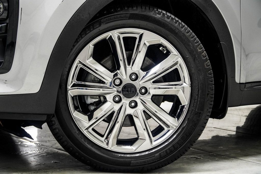 2022 Kia Sportage Nightfall Edition photo 3