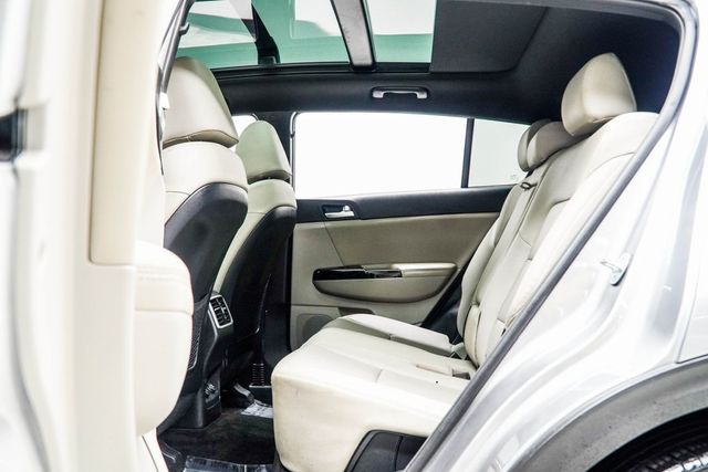 2022 Kia Sportage Nightfall FWD - 22912023 - 30