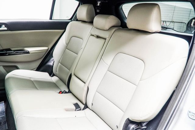 2022 Kia Sportage Nightfall FWD - 22912023 - 32